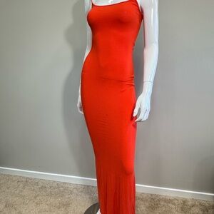 SKIMS Soft Lounge, Long Slip Curves Dress Fire Maxi Dress Ribbed Stretchy